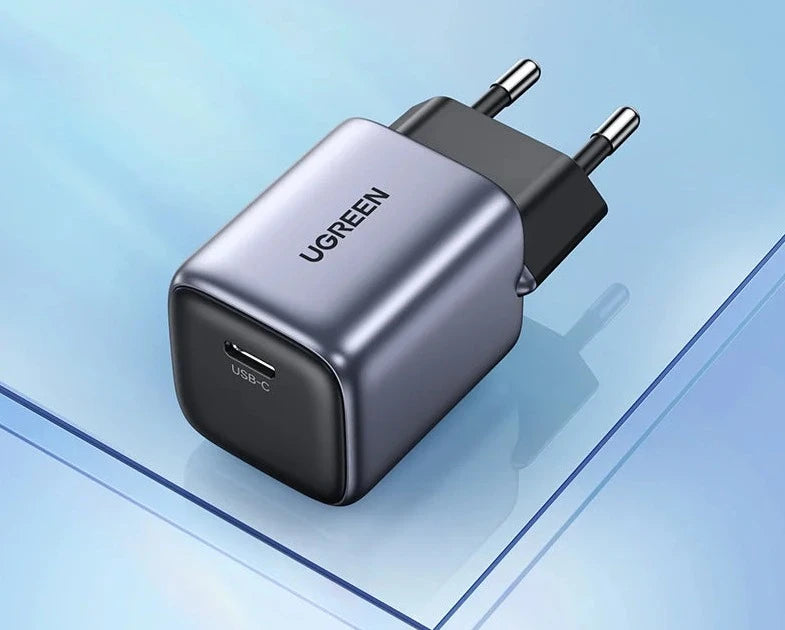 Emballage du chargeur rapide Ugreen GaN 30W pour iPhone