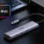 Design compact de l'UGREEN HUB USB-C, illustrant sa facilité de transport et son élégance moderne